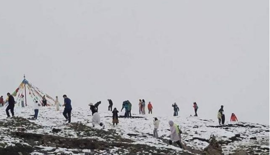 冰川期|地球“小冰期”真的来了?8月我国罕见降雪,最低温降至零下