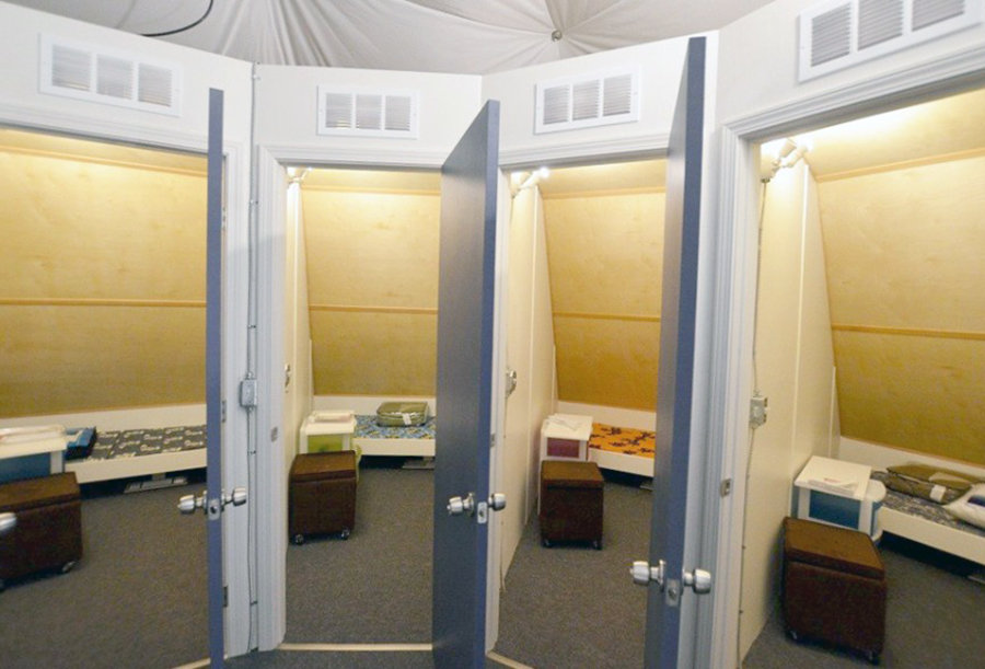 「科学家」3男3女科学家共处封闭舱一年,没有隐私,出来后人麻木!