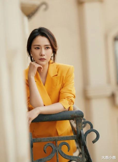 海清|有种“整容”叫海清放弃短发，留长发后变初恋脸，哪看得出43岁？