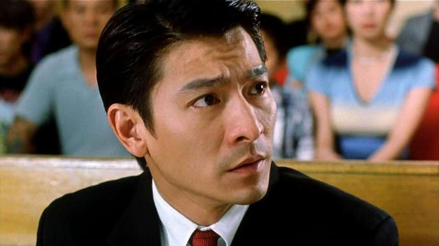 #演唱会#曾经因为嗓子问题终止演唱会，如今再度现身，为公益献唱