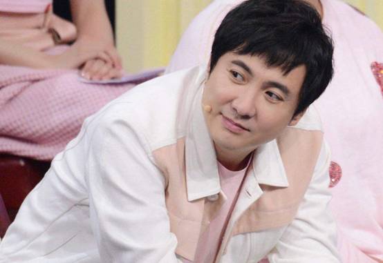 奔跑吧兄弟▲沈腾被问通告费是多少，回答堪称教科书，网友：情商高，绝了