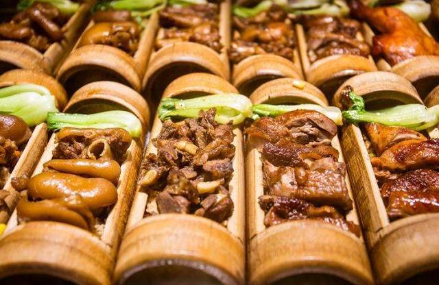 火锅|最奇葩的4种特产，也只有本地人才能接受，外地人都看不下眼！