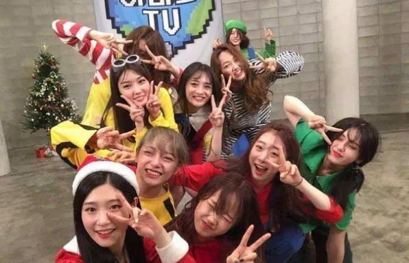 刘雨昕▲《青你2》刚成团即单飞？刘雨昕发单曲虞书欣进组，选秀当跳板？