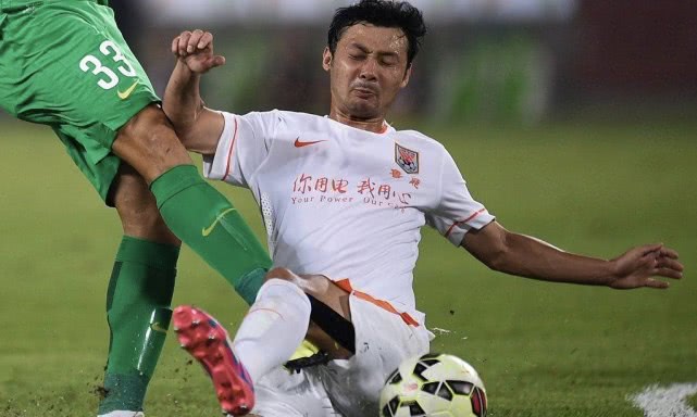 『汪强』35岁前国足队长成小学教练!月薪仅2千+没有5险1金,曾助鲁能夺双冠