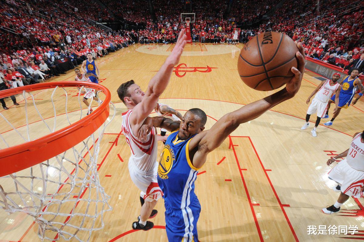 伊戈达拉|伊戈达拉季后赛暴走!3000万合同不白给,完全证明了他的价值!