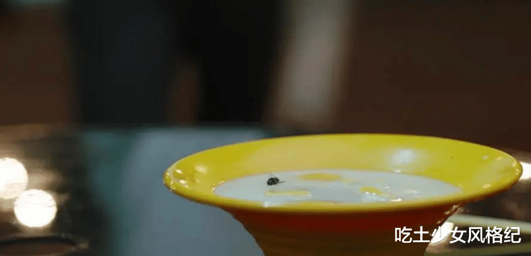 [隐秘的角落]比弑父杀妹的恶童更险恶的是，《隐秘的角落》里那些隐藏的细节