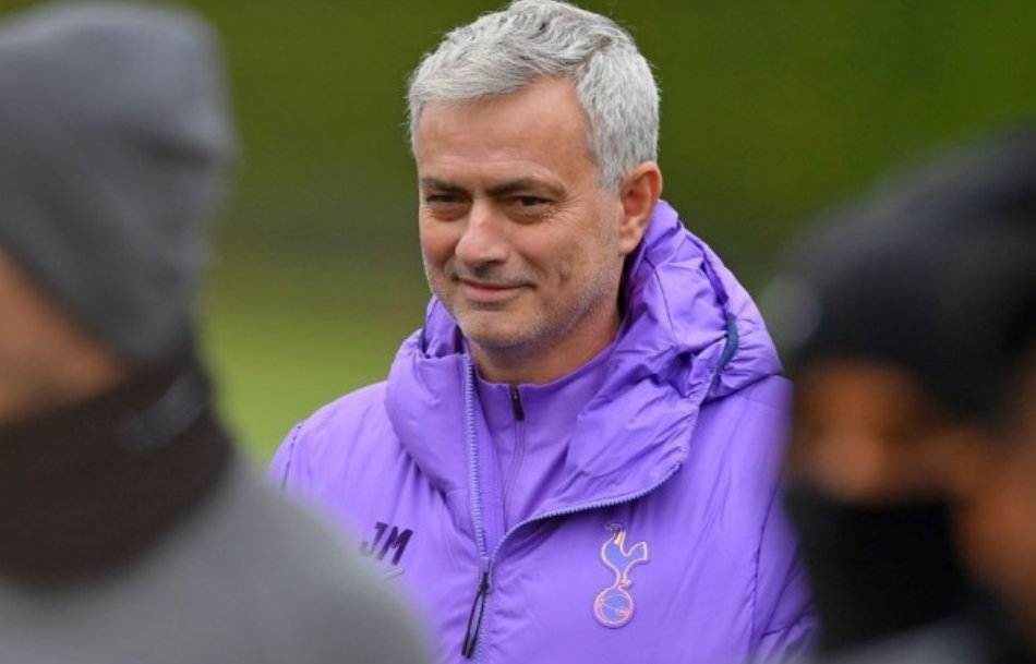 穆里尼奥▲曼联名宿:别急着评价穆里尼奥!孙兴慜复出后该利用他打反击