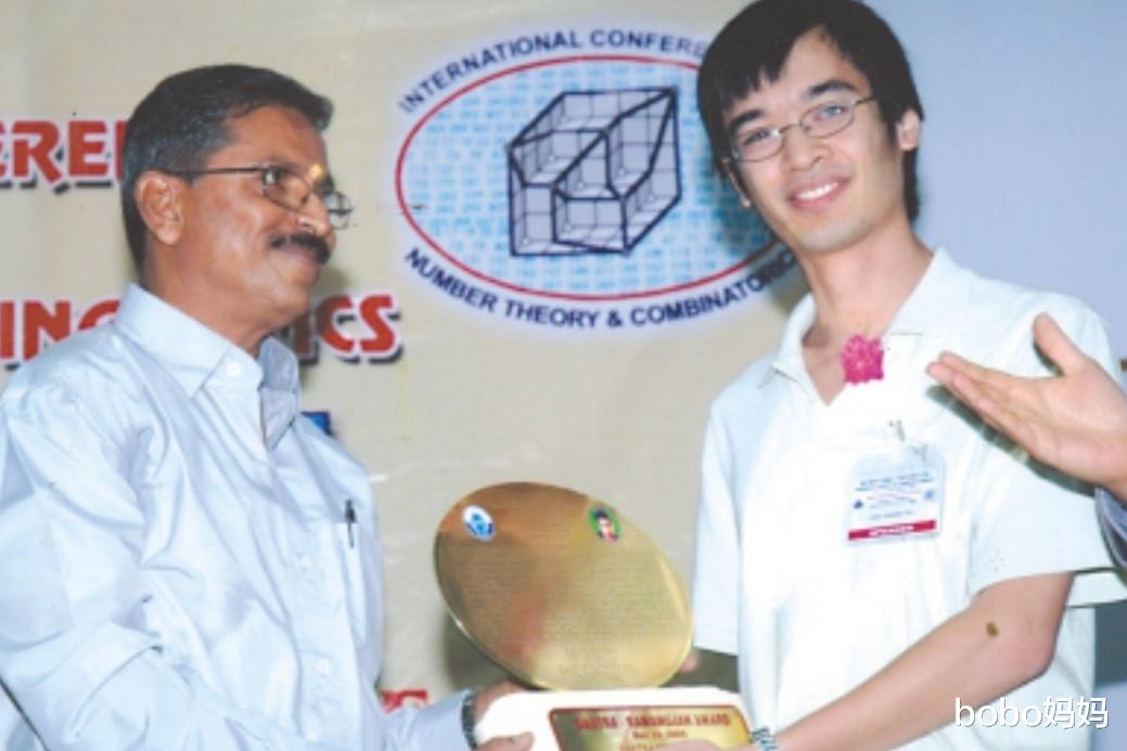 [陶哲轩]8岁参加高考取得760分成绩，智商超爱因斯坦的陶哲轩，现在咋样？