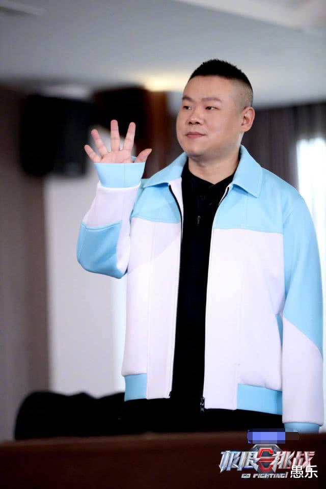 「迪丽热巴」《极限挑战6》正式官宣海报，张艺兴迪丽热巴靠边站，谁注意C位是谁？