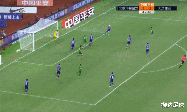 国安|泰达防线又1业余失误！32岁国安核心轰进世界波，解说看笑了