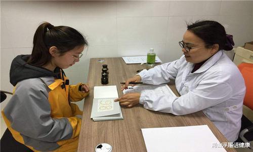 肝脏|45岁外卖员肩膀疼,查出肝癌,医生:这一水果是祸根,害了很多人