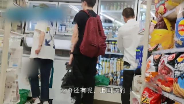 赵薇|赵薇新恋情第二弹！与柯昱名吃日料烟不离手，黄有龙疑已还清欠款