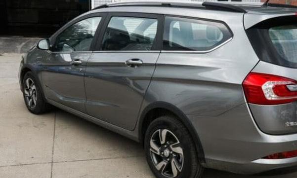 宝骏▲白菜价的“百姓车王”，后排放平就是大床，能拉半吨货，不足4万