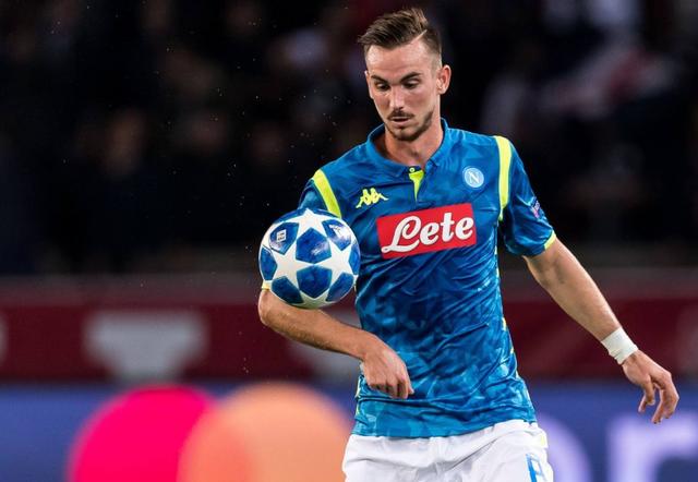 巴塞罗那■巴萨有意签下天才中场,弥补阵容空缺,皇马曾经也关注过他