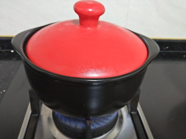 [红枣]脸色太差，阿胶太贵，红枣和它一起煮，补血又养颜，皮肤不显老