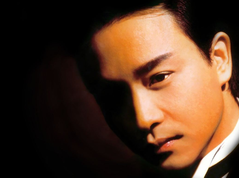 [张国荣]一代巨星张国荣，乐坛影坛都创造了辉煌，却也遭到过质疑