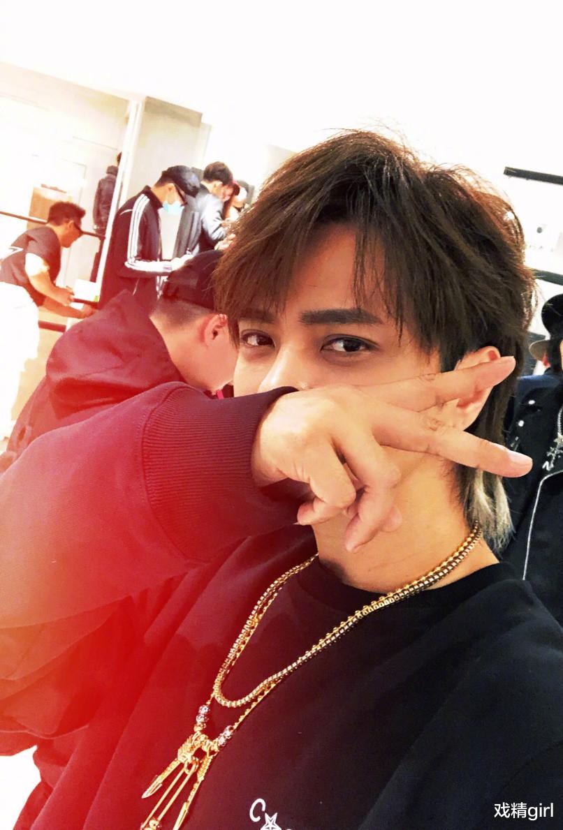 [周扬青]周扬青称不相信罗志祥找人黑她，有底气是因为一没要钱，二不要名利