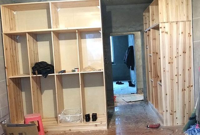 【木工】全屋只花了2万块钱,没想到木工做的柜子比定制还美!太逆天了