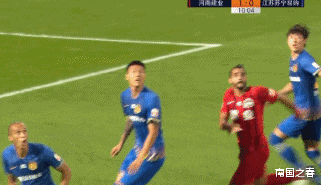 保罗·米兰达|苏宁赢球登顶！但有两个人值得关注，连场惹争议，不会每次都幸运