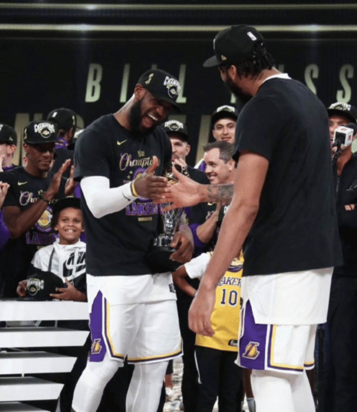 勒布朗·詹姆斯|5年2.5亿！史上最大合同将诞生，詹姆斯你这是给湖人出难题啊