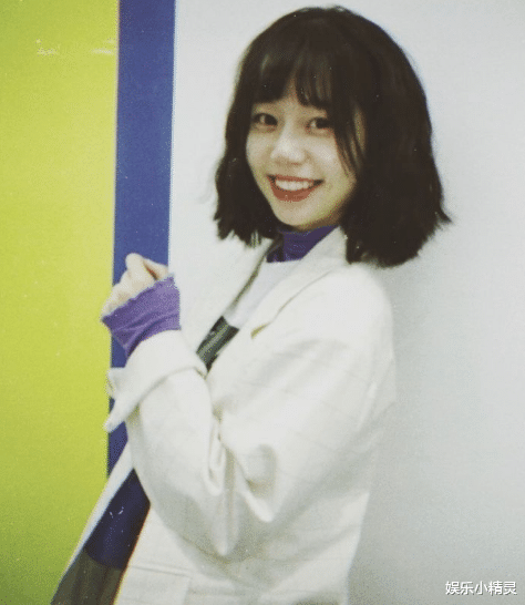 【青春有你第二季】青春有你2最美导演露面，得知她是\九几年\生人，观众炸锅了！