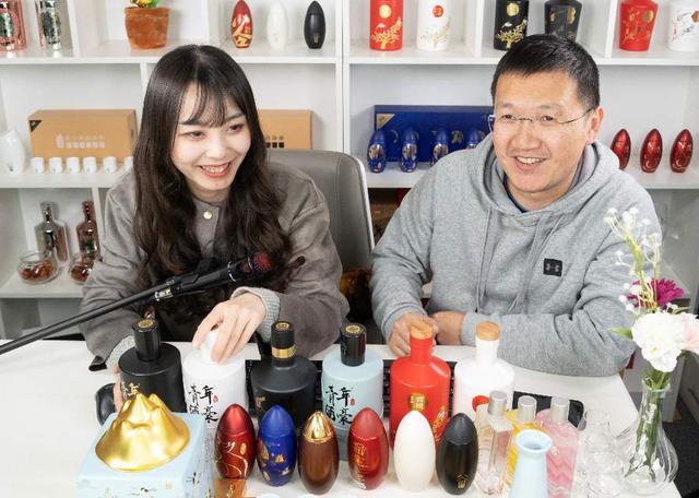 罗永浩：罗永浩一晚卖出1000万，经销商真的不恐惧吗？