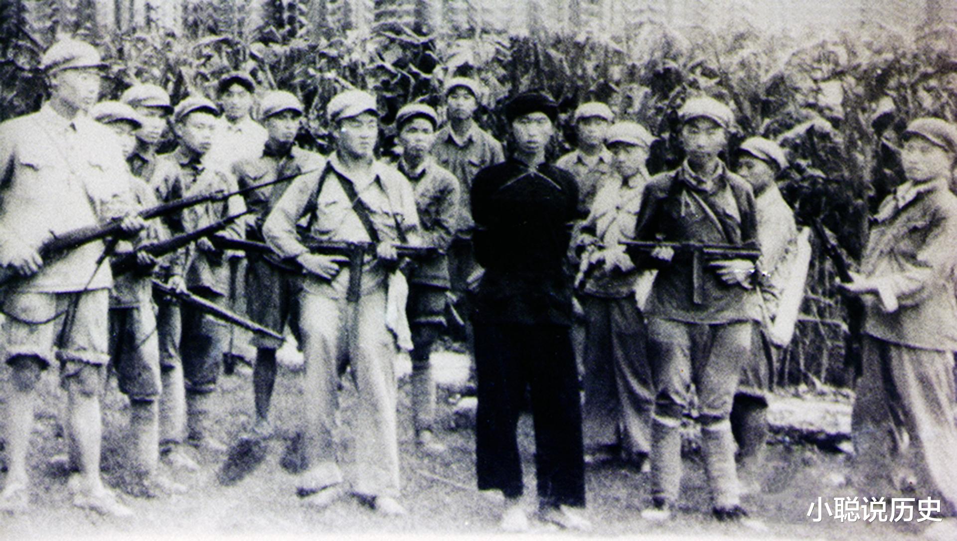 马鸿逵|1950年，军区副司令员返途被害，为捉拿凶手，我军派出一个军