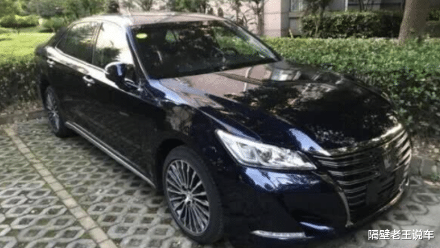 「丰田皇冠」90万跌到22万,又一“祖传神车”倒下,20年开不坏,可惜被冷落到停产