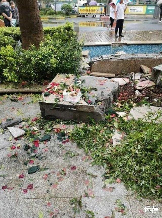 远荐|奔驰婚车撞亡两姐弟后续！父亲发声：他们不救我孩子还在结婚！