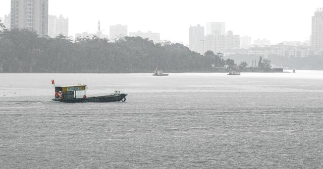 |钓鲫鱼的3种打窝方式，不仅诱鱼快留鱼久，还节约窝料！