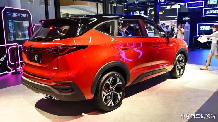 大眾和江淮合夥推出全新中大型SUV！思皓X8，將在近期上市-圖6