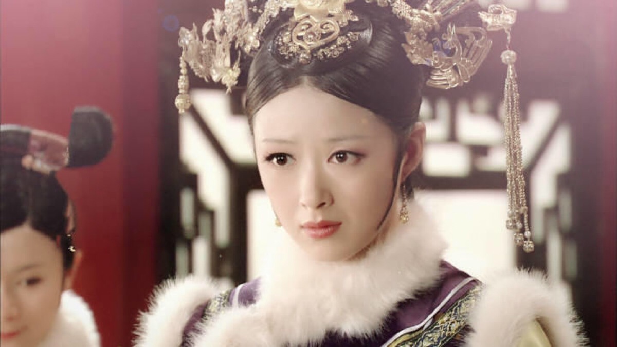 她因懒得看剧本,拱手把"华妃"让给蒋欣,如今却无人认识