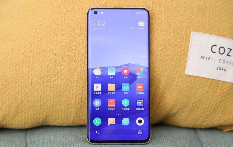 小米科技：国产手机诞生黑马，成功冲击高端市场，拿下618销量冠军