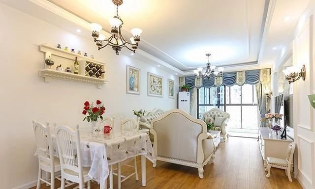 |朋友总炫耀她家漂亮，请她到我家参观，逛完后她就不坑声了