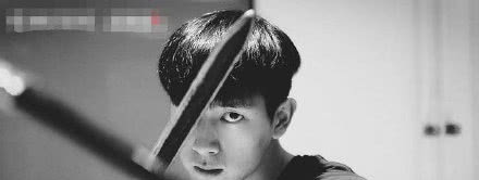 「肖战」李现爆火后接史诗级大剧，肖战和任嘉伦还在拍沙雕甜宠剧，资源对比太强烈