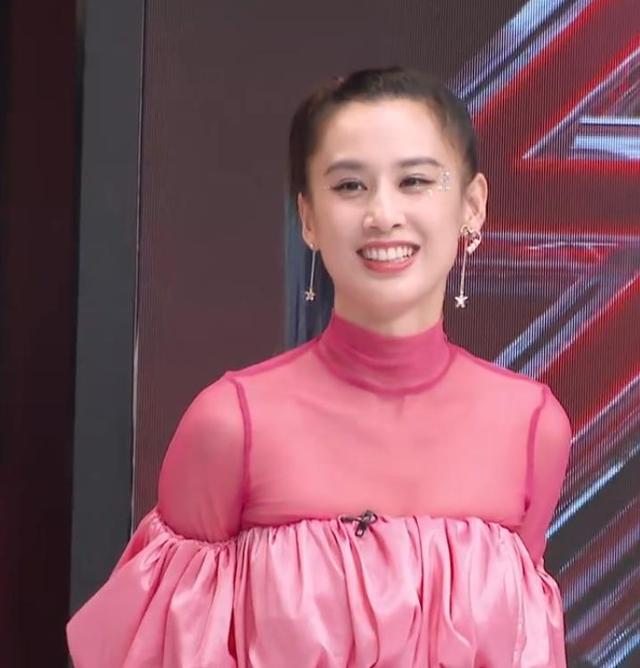 「宁静」宁静组团差点没人选，最终4人起立，伊能静却突然退出，理由很怪