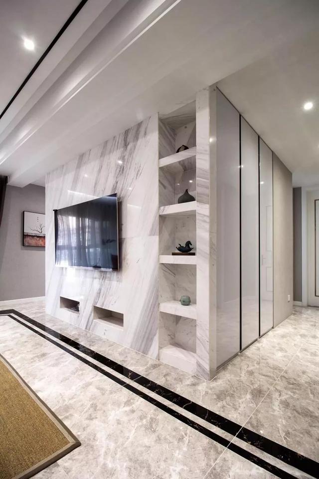 「」130㎡新中式三房典雅大气收纳好,尤其是大理石电视墙壁龛收纳