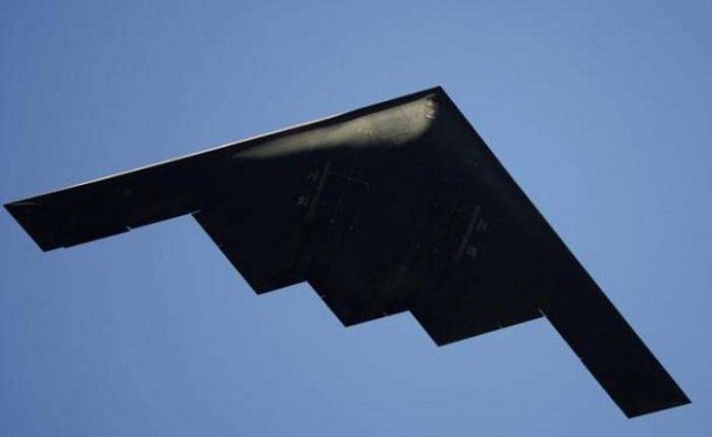b-2轰炸机|世界最强轰炸机即将诞生，实力远超B-2，S-400系统都拦不住