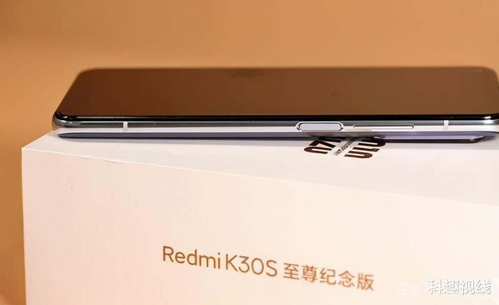 卢伟冰|卢伟冰评论区沦陷!米粉:抢不到手机,还抢不到券