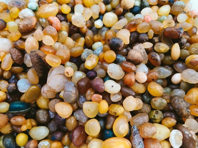 新疆维吾尔自治区|我们不光有和田玉，这10种“石头”，也有收藏价值