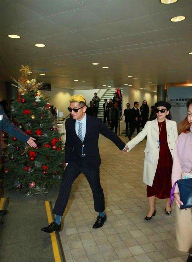 方媛|天王嫂方媛曝光“婚前协议”，离婚等于净身出户，被捆绑的豪门媳