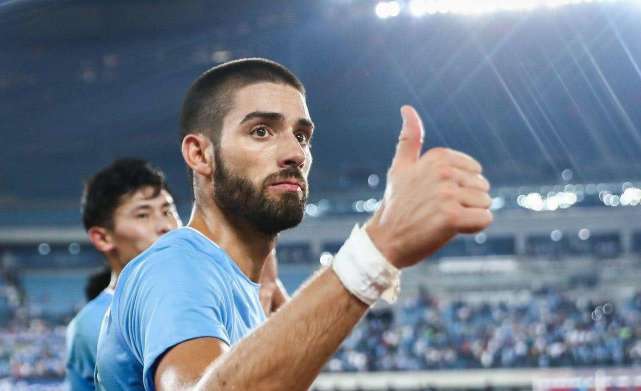 大连人队|大连人队给中超长脸？出售大牌外援转会费揭晓！赚了西甲豪门3600万