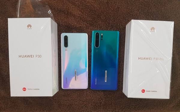 【华为p30】颜值与实力并存的华为P30，如今降至明显，还值不值得入手呢？