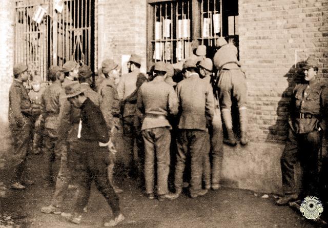 #刘裕#直击侵华日军设立的“慰安所”:无耻至极,图6是检查身体的工具