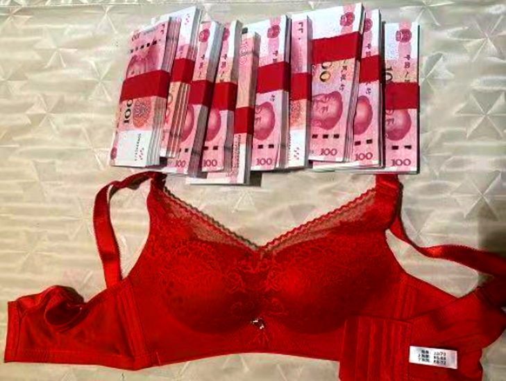 娱乐星闻精选 内衣小了逃跑新娘发声？谈彩礼时就不愉快了，嫁妆100000照片曝光