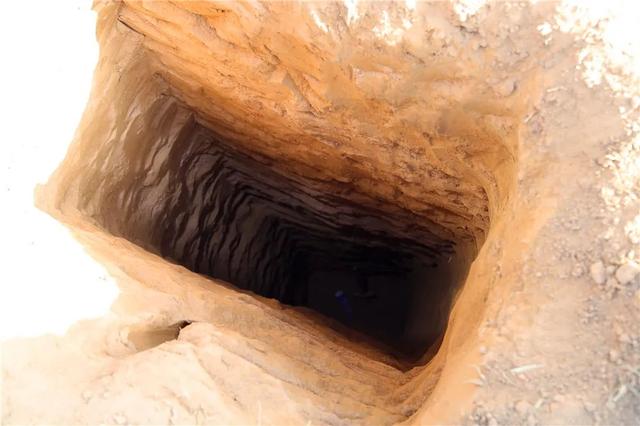 「文物」陕西：涉案赃款630万被盗文物402件 特大盗掘古墓葬案告破