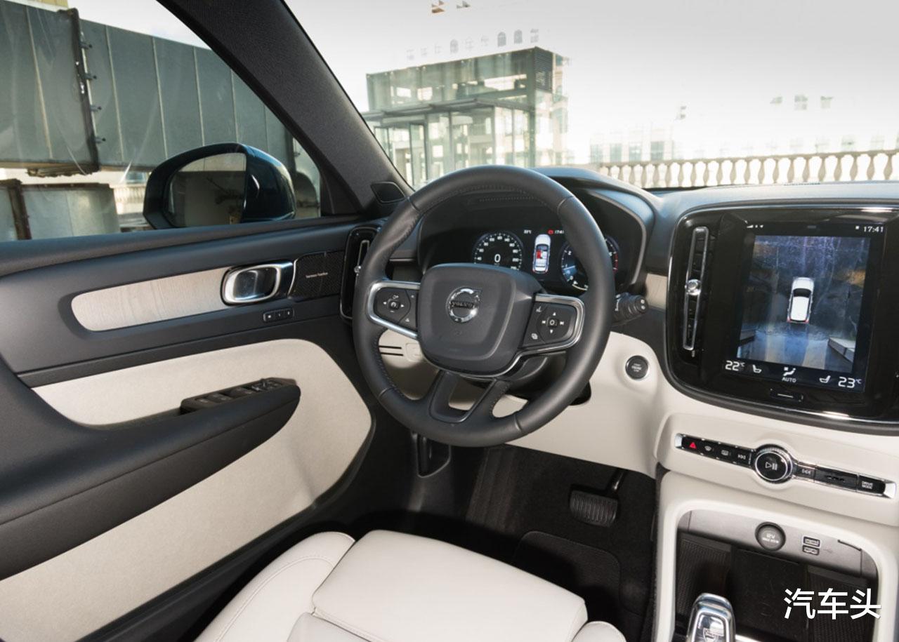 jdg■XC40价格不高,卖点是外观和安全,26.48万起,有地方价更低