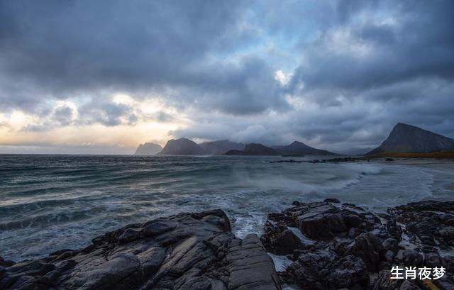 生肖▲7月中旬，桃花重开，重逢旧情人。3生肖峰回路转，缘分逆风翻盘