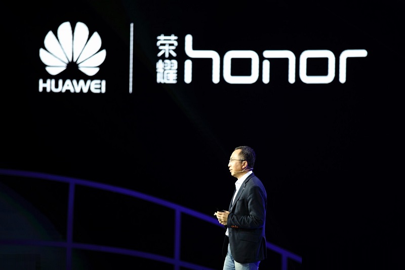 华为荣耀:4G手机中的销量冠军,靠性价比一战成名,有望成千元机的佼佼者