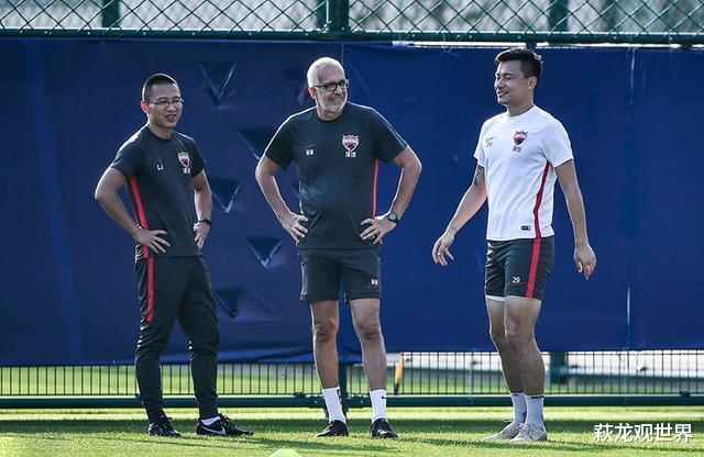 北斗导航|申花VS深足首发：冯潇霆防守郜林！前恒大5虎将首发，于汉超替补